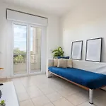 Emerald Wave - House On The With Pool * Torre Grande