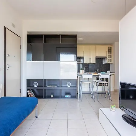 Emerald Wave - House On The With Pool * トッレ・グランデ