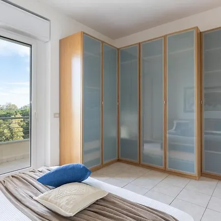 アパート Emerald Wave - House On The With Pool *